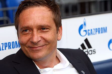 Horst Heldt Wont Be Drawn on Speculation Linking Schalke with Stefan Effenberg