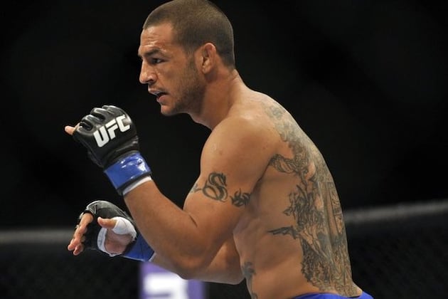 UFC 159 Aftermath: Cub Swanson Thinks MMA Gloves Are 'Crap'