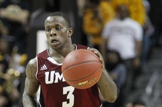 Chaz Williams to Return for Senior Season