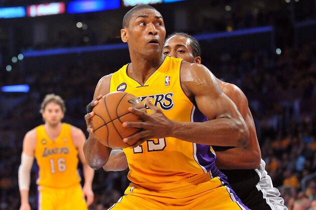 World Peace Wants to Stay and Win with Lakers