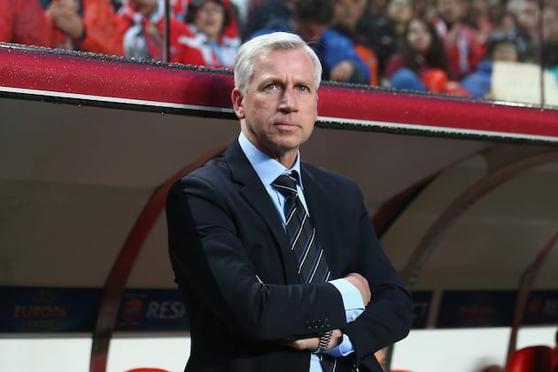 Newcastle Boss Alan Pardew Insists He Should Remain in Charge at St James Park