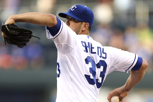 Shields Haunts Former Team as Royals Top Rays