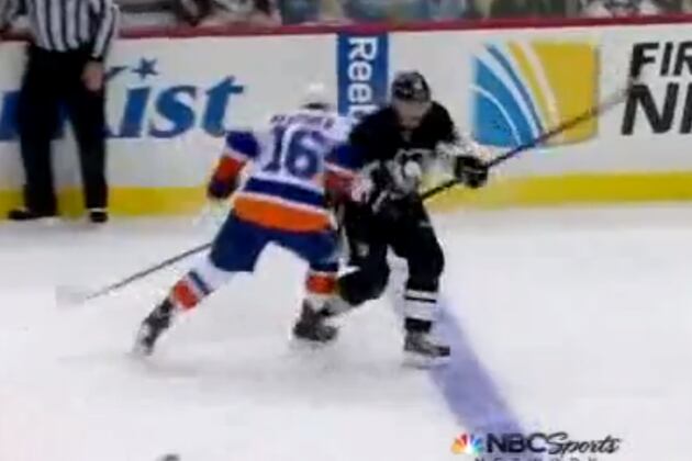 Marty Reasoner's Kneeing Major on Penguins' Jussi Jokinen (Video)