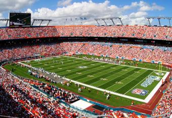 Travel_nfl_dolphinstad_580_crop_north