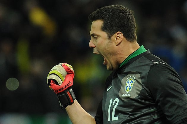 Harry Redknapp Says Arsenal Will Need to Pay Decent Money for Julio Cesar
