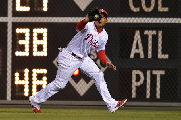 Indians Claim OF Carrera Off Waivers