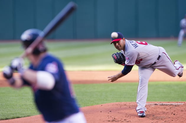 Stubbs' RBI Double Lifts Indians Past Twins