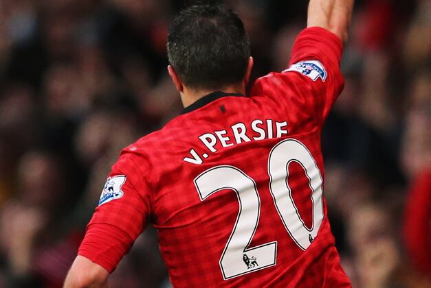 Van Persie Declines Offer to Take United No. 9 to Save Fans Money