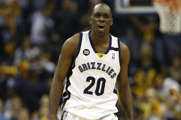 Quincy Pondexter Sinks Deep Buzzer-Beater (Video)