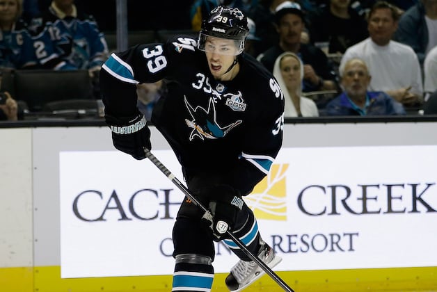Sharks 5, Canucks 2