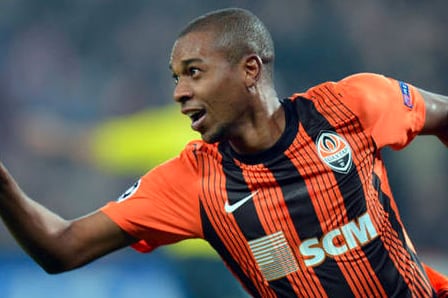 Fernandinho Wants Man City Move