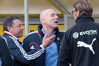 Bayern Munich and Borussia Dortmund Turn Phoney War into Feisty Feud