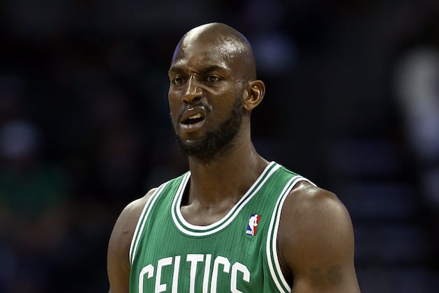 Report: Kevin Garnett May Have Off-Season Surgery on Ankles