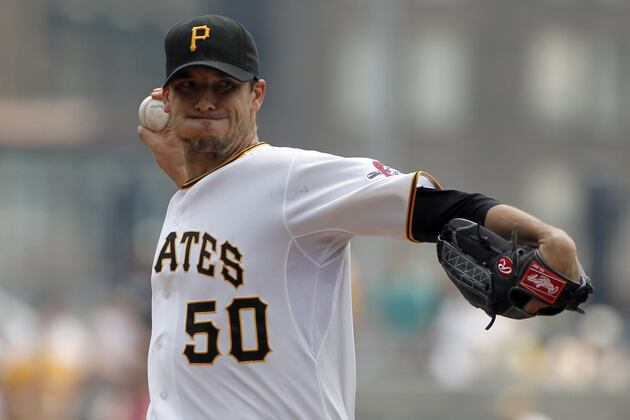 Charlie Morton Expected to Throw Bullpen Session in New York