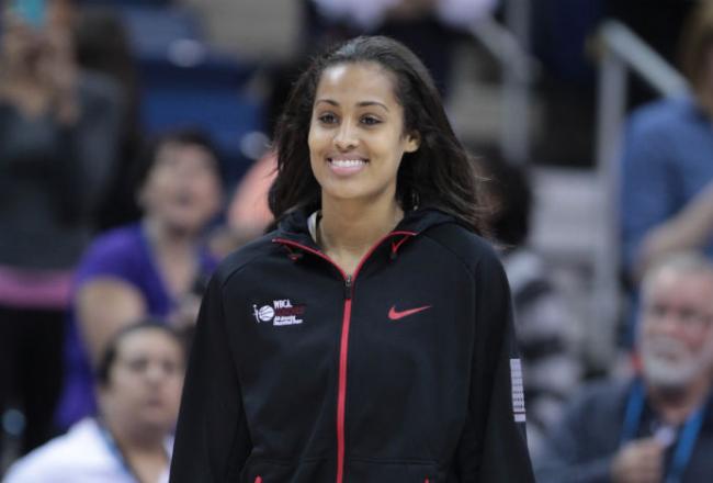 Nike-baskeball-signs-skylar-diggins_crop_north