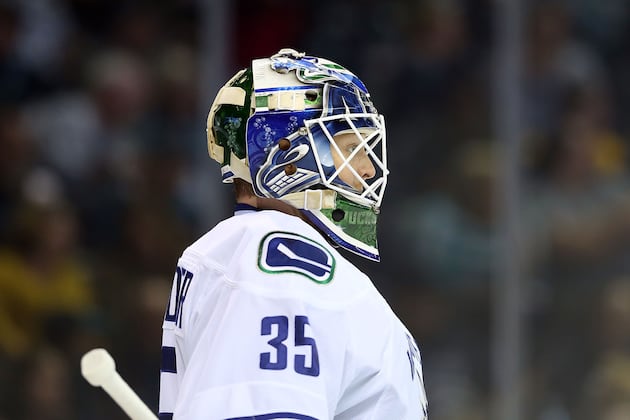 Schneider to Start Game 4 for Canucks