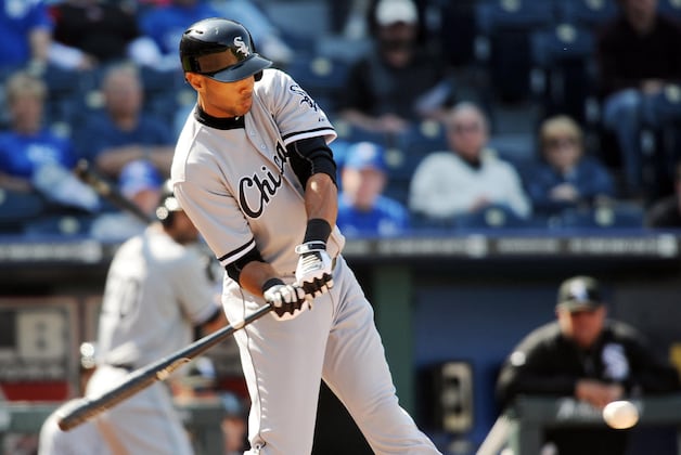 Sox Bats Fall Silent in Extra-Inning Loss to Mets