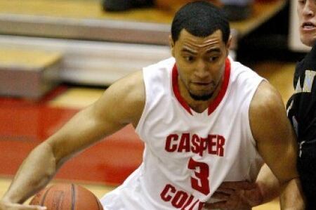 JUCO Forward Remi Dibo Commits to WVU Basketball