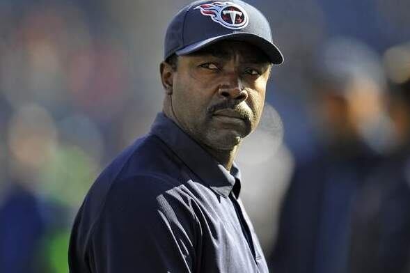 Defensive Coordinator Jerry Gray Elected to College Football Hall of Fame
