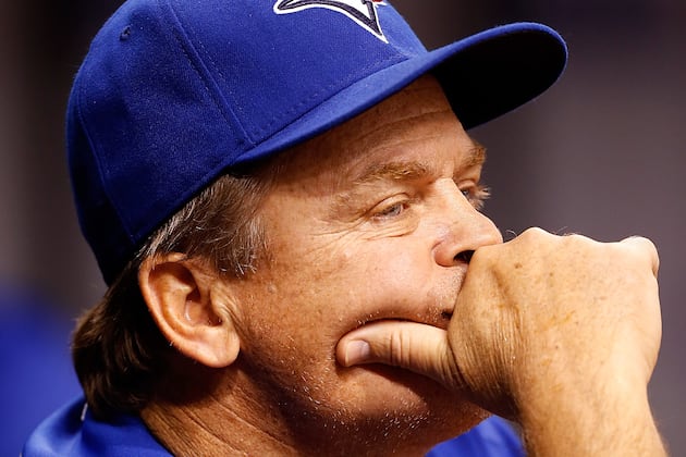 Blue Jays' Happ Takes Ball off Head, Carted off