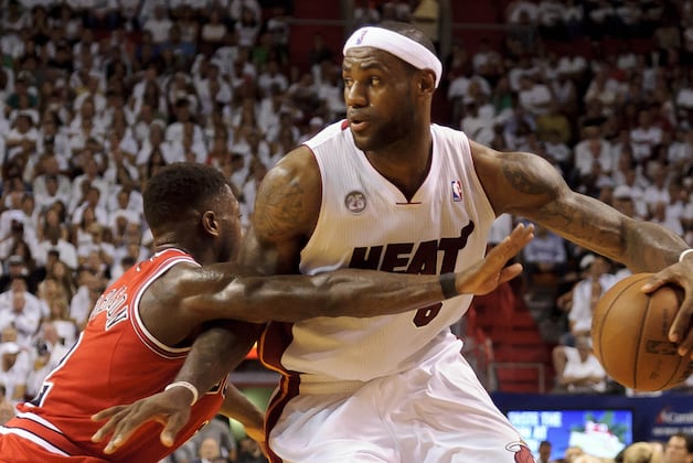 LeBron James Prepared to Guard Nate Robinson