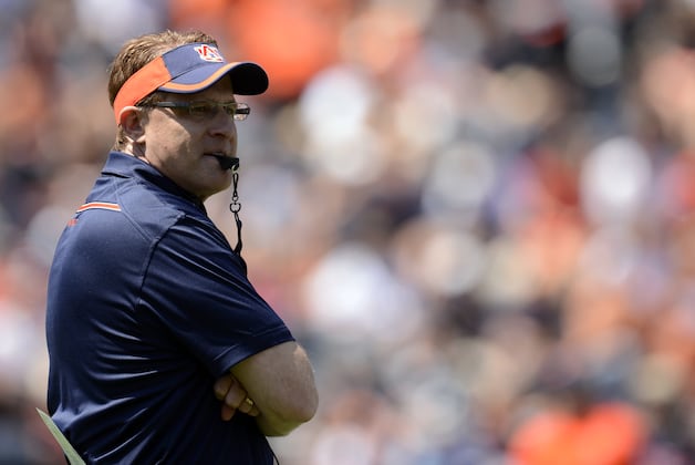 Malzahn Greets More Than 500 Fans on First Stop of Tiger Trek