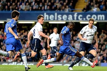 Emmanuel Adebayor Inspires Tottenham Recovery for Draw at Chelsea