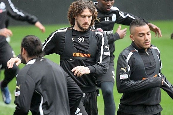 Fabricio Coloccini Admits There Were Divisions in Newcastle Squad