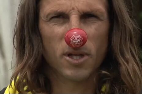 Frankie Hejduk Joins Circus, Hangs out with Elephants