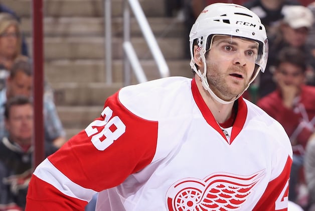 Colaiacovo Replaces Lashoff in Lineup Tonight for Game 6