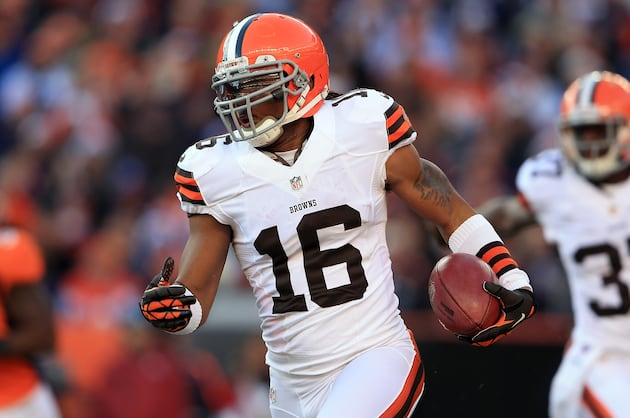 Cribbs, Curry Visit Giants, Leave Without Contracts