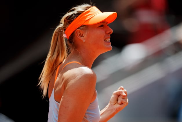 Sharapova Embraces Rising Tennis Star Grigor Dimitrov