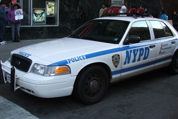 Bank Robber Wearing New York Jets Jersey Goes 0-for-4, Scores on Try 5