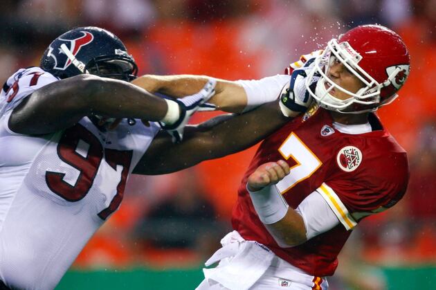 Giants Sign Veteran Tryout Defensive Tackle Frank Okam
