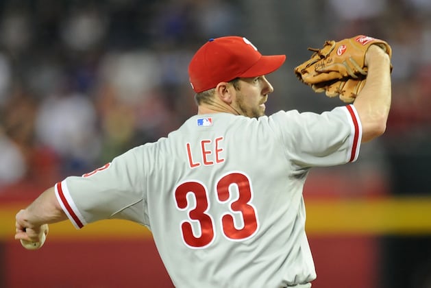 Lee, Rollins Help Phils Snap 3-Game Losing Streak
