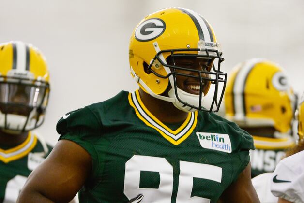 Packers' Datone Jones: Kaepernick Can't Keep Running Like That