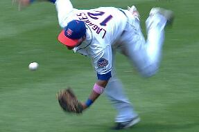 Play of the Day: Juan Lagares Makes a Catch Twice