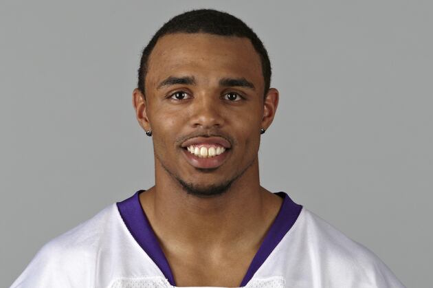 Patriots Waive Wide Receiver Andre Holmes, Cutting Roster to 88 Players