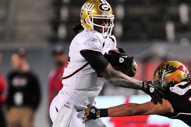 Oakland Signs 7 FAs, Claim WR Holmes off Waivers