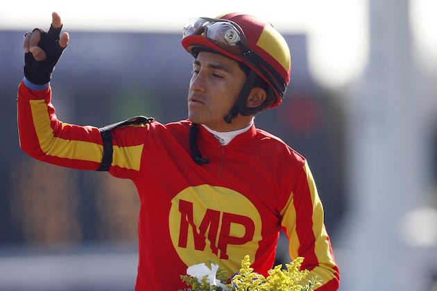 Bejarano Gets 3,000th North American Victory