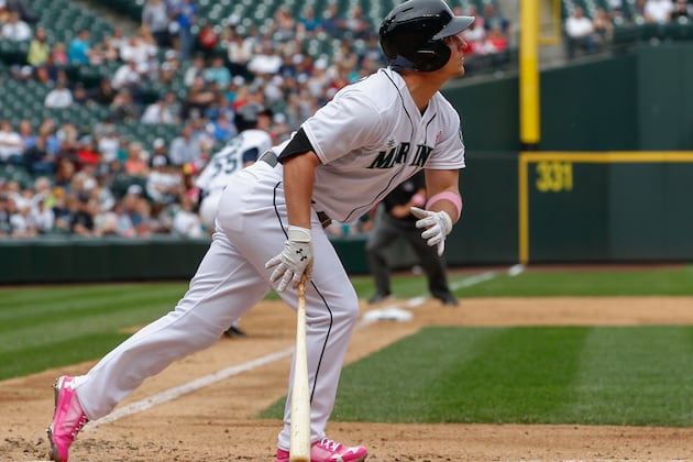 Saunders Has Gone from Flop to Force at the Plate