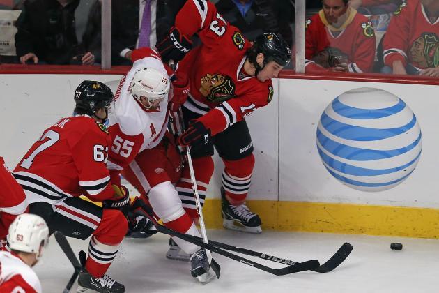 Debate: What Will the Outcome Be of the Hawks-Wings Series?