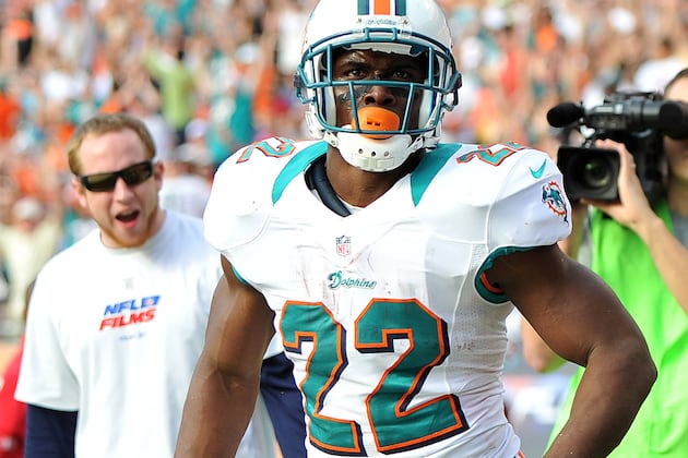 Reggie Bush: “In Certain Cities, Football Just Means More”