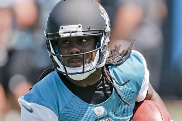 Reports: Ex-Michigan Star Denard Robinson Lines Up at QB for Jaguars