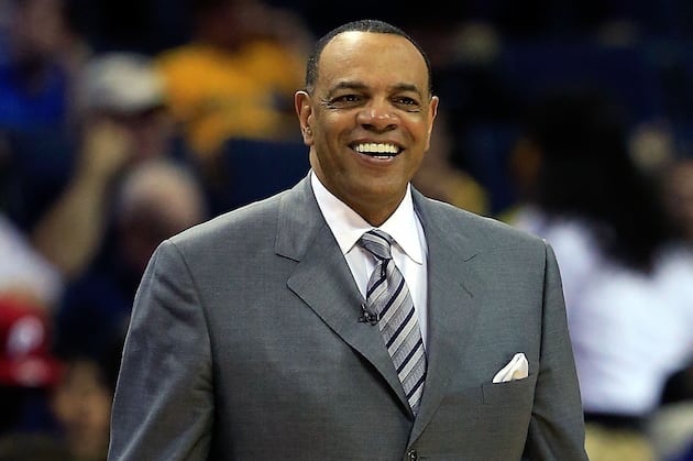 Grizzlies Fans Define 'Grit and Grind' for Coach Lionel Hollins