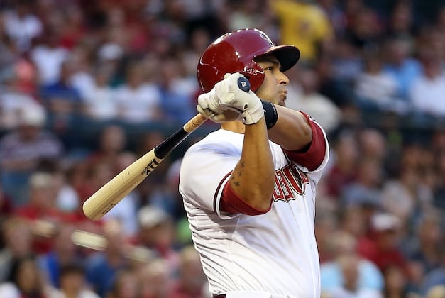 Chavez Credits D-Backs Trainer for Health, Success