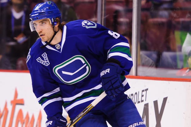 Canucks' Tanev Will Represent Himself in Contract Talks