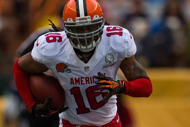 Cribbs Calls Idzik's Comment on His Knee a “Negotiation Tactic”