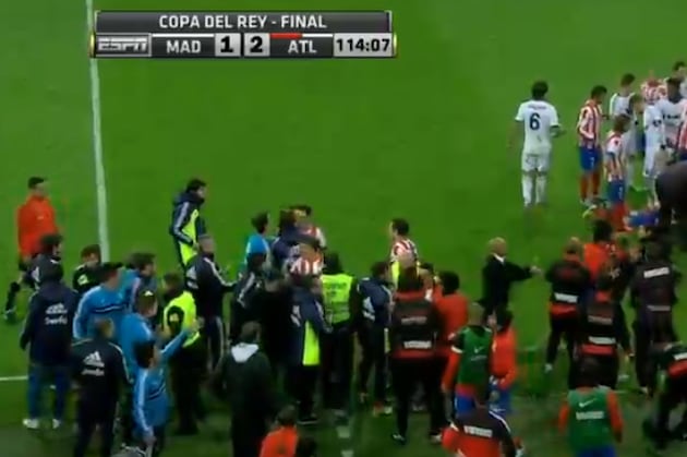 Video: Copa Del Rey Ends in Complete Chaos