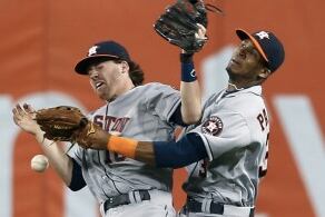 Astros' Error in Ninth Yields Walk-off Win for Pirates